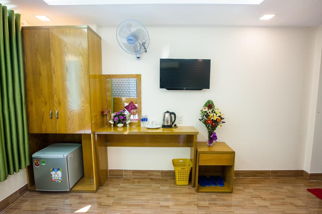 Ailen Garden 2 Hotel Ho Chi Minh-stad Buitenkant foto